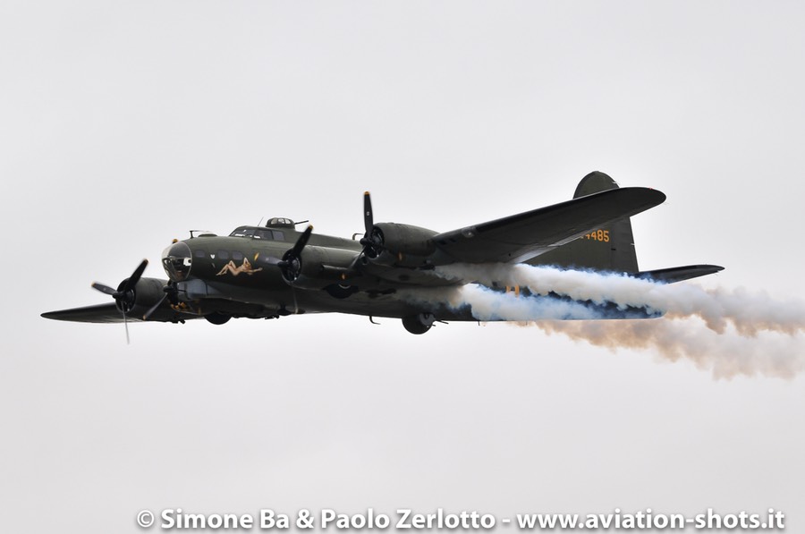 B17FLFFRF201707150780 Boeing B-17G 'Flying Fortress' Sally B