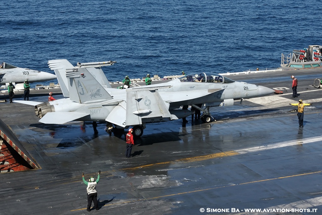 DSC00023crop_CVN-77_USS George H.W. BUSH__23.10.2011