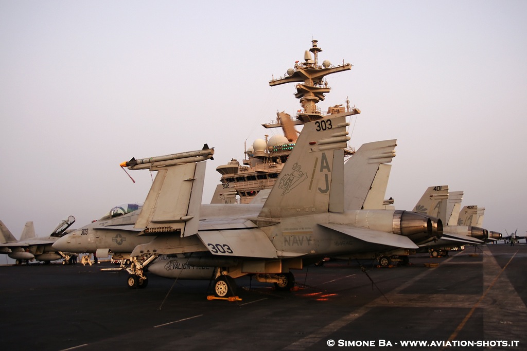 DSC00819_CVN-77_USS George H.W. BUSH__24.10.2011