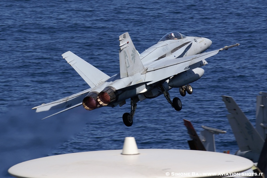 DSC01357_CVN-77_USS George H.W. BUSH__23.10.2011