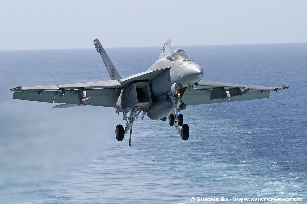 DSC01418_CVN-77_USS George H.W. BUSH__23.10.2011