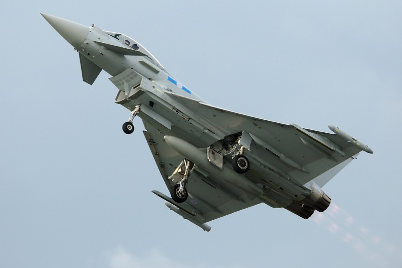 DSC03910a_RIAT_2012_RAF_Fairford_(UK)_Airshow_08.07.2012_resize