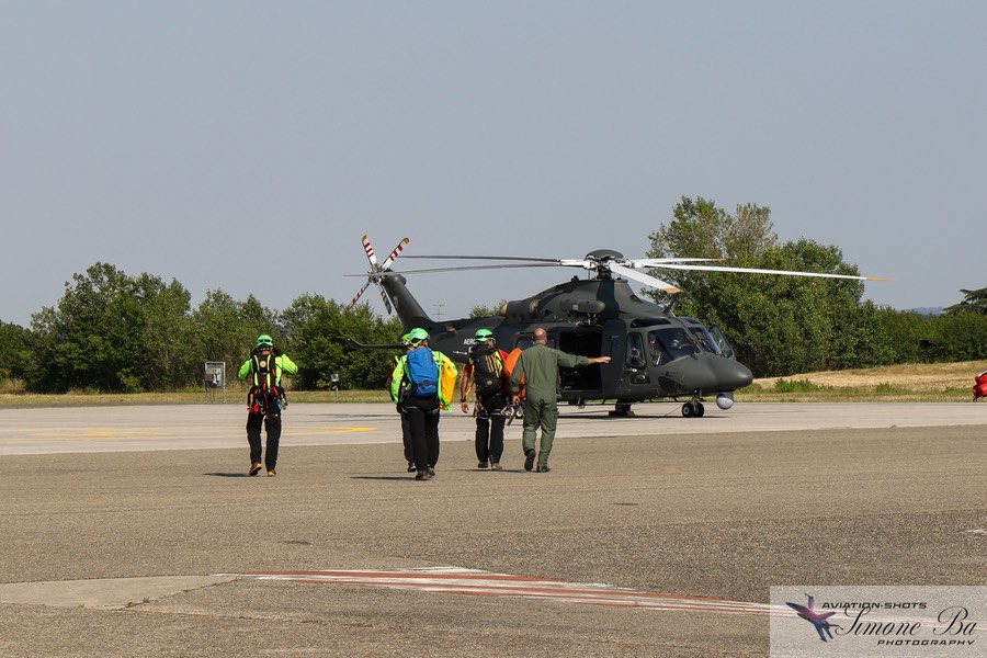 IMG_2396_GRIFONE 2022 _SAN DAMIANO (LIMS) - MISSIONE SAR HH-139B - 14.06.2022.wkm