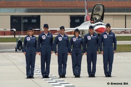 PICT0366_USAF_Thunderbirds_AVIANO_AFB_(Italy)_04.07.2007