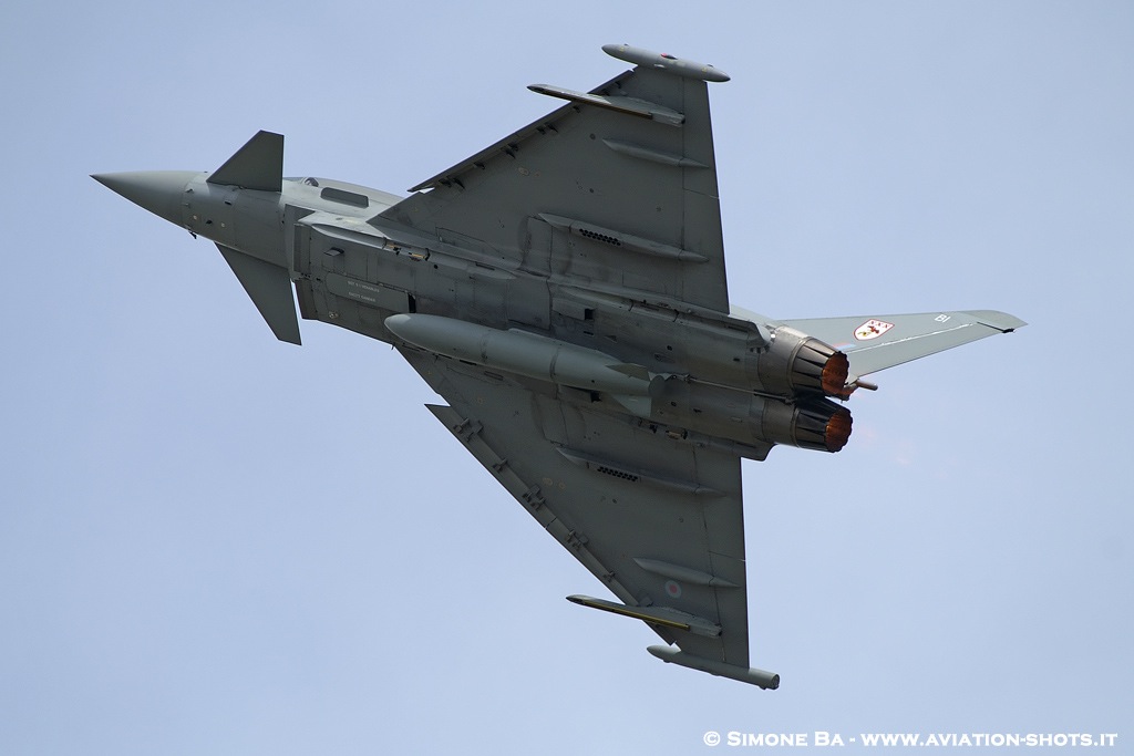 PICT4981_RIAT_2010_RAF_Fairford_(UK)_Airshow_17.07.2010