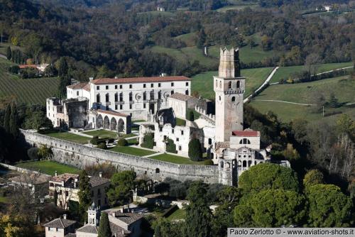 0310 Castello di San Salvatore