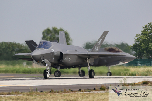 img_00661_spotter-day-6_med_hr-2